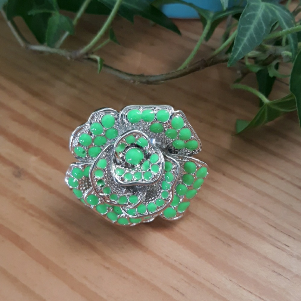 Green Stone Bling Ring